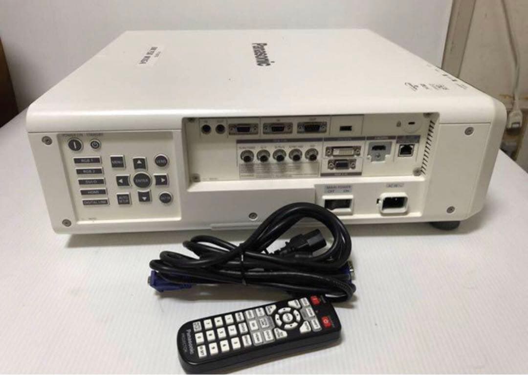 Panasonic PT-DW750JW 7000ルーメン ランプ新品 日本製