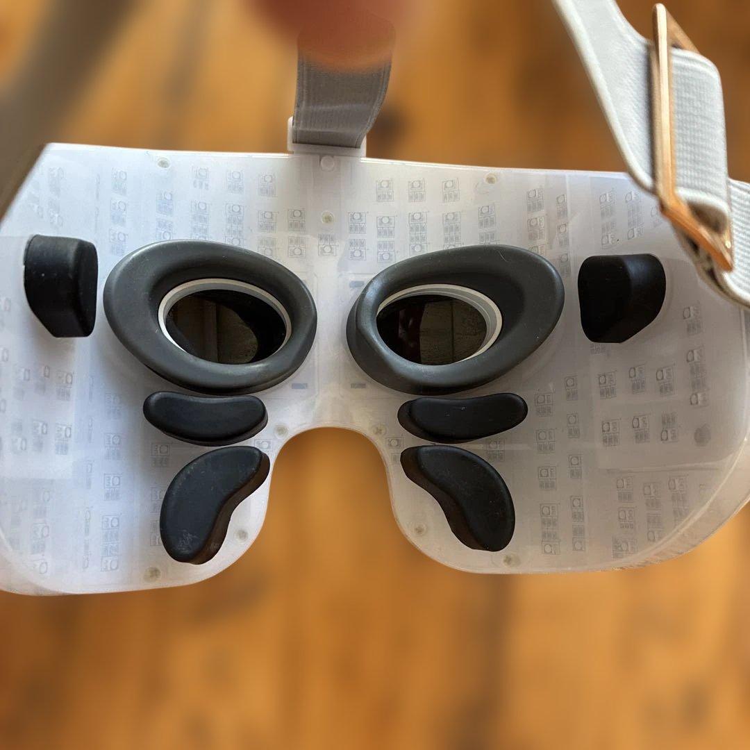 PLEASINGSAN （プリージングサン）美顔器 目元ケア　フェイシャルケア