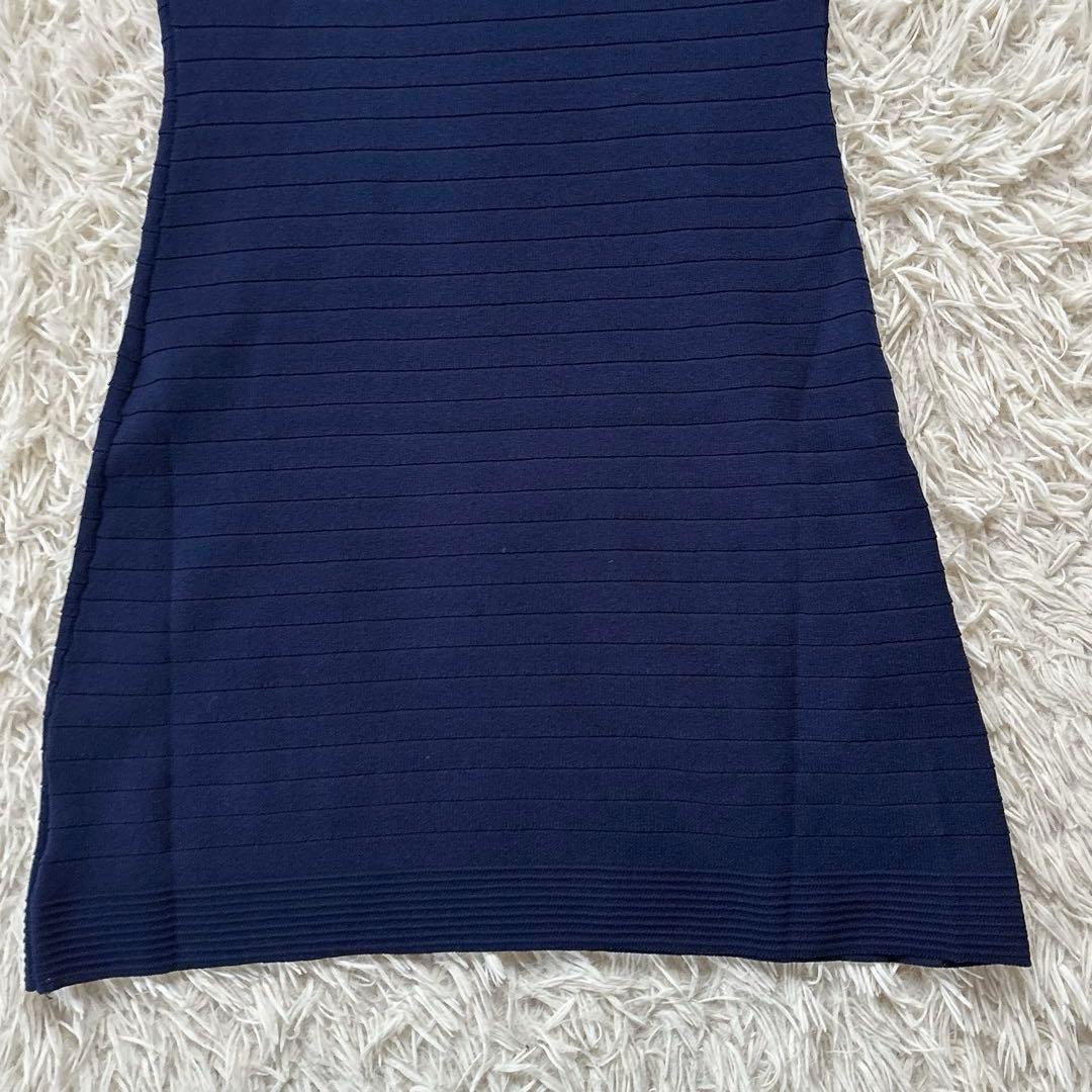 miu miu ノースリーブVネックニットワンピース　ネイビー　ミニ丈　タイト