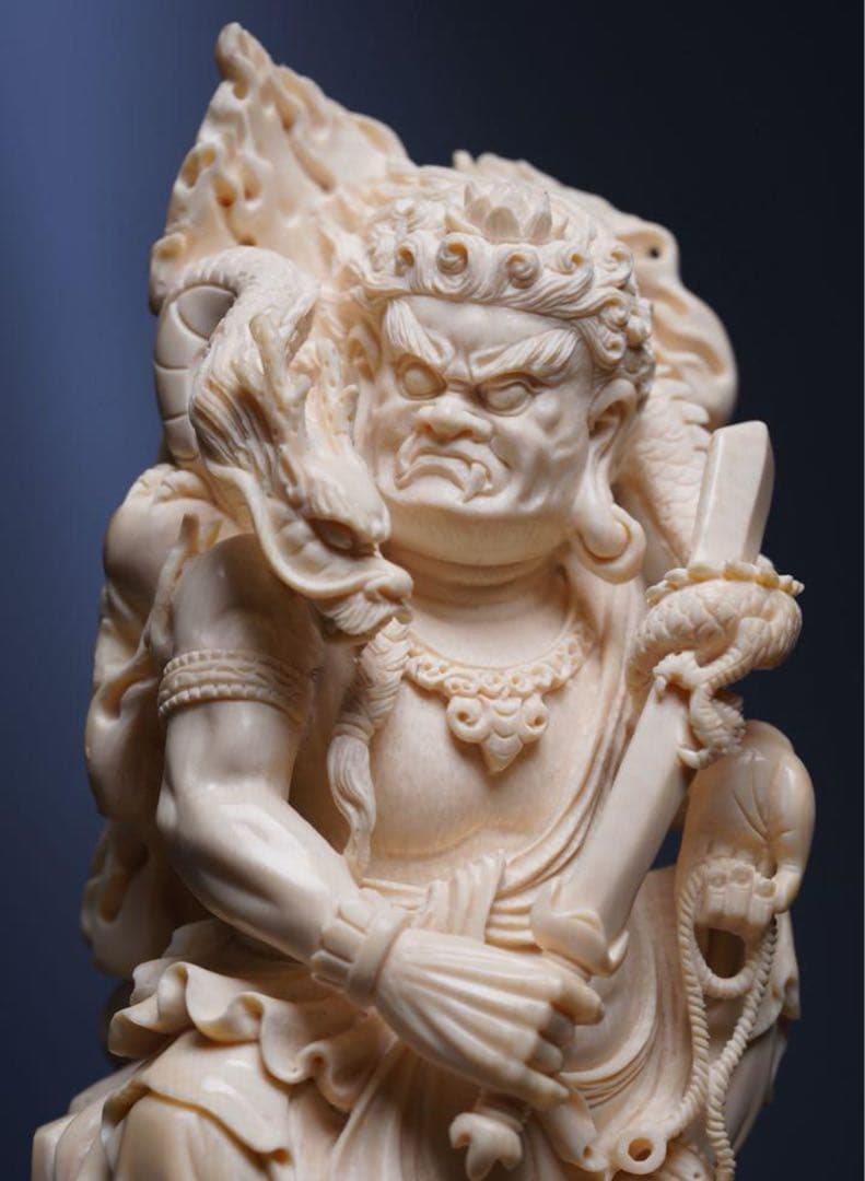 天然マンモス牙美しい手作り彫刻不動明王 置物