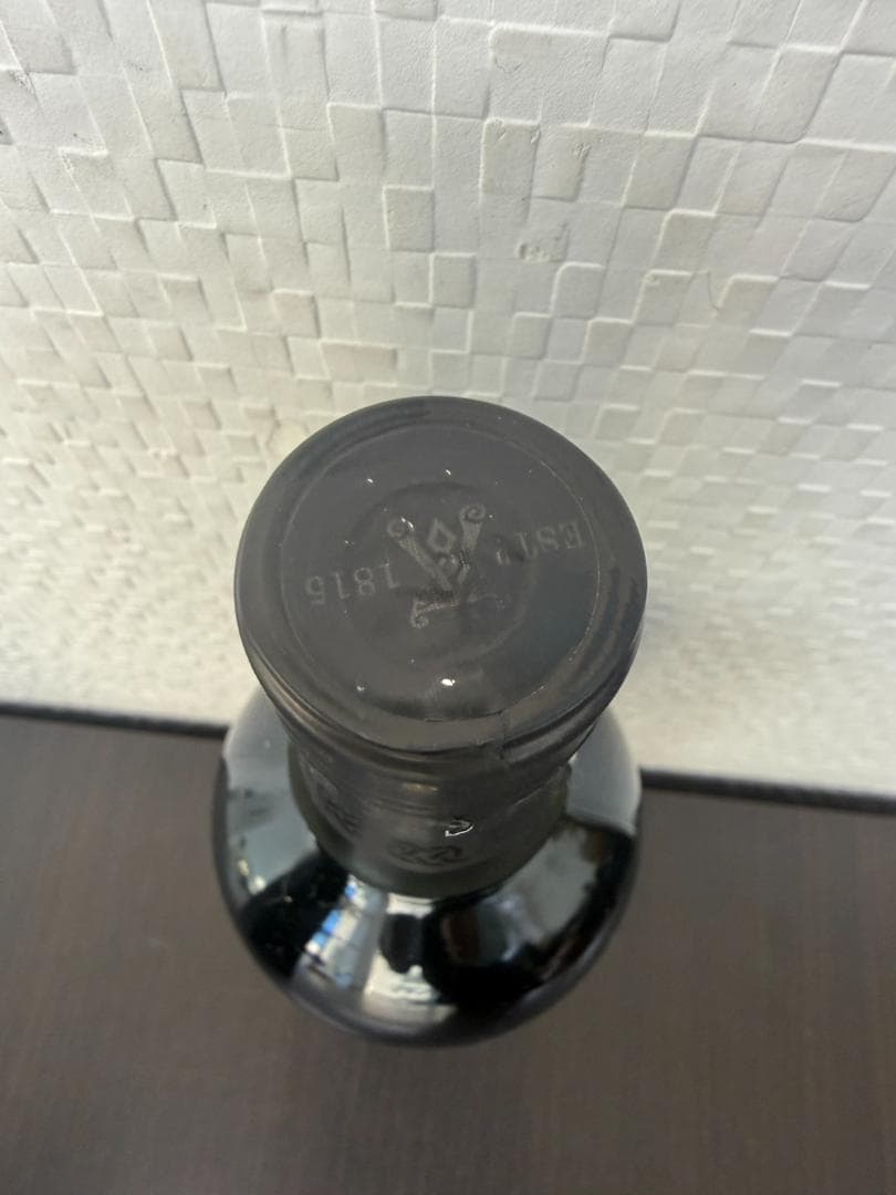 アードベッグ ダークコーヴ スコッチウイスキー 700ml　46.5％