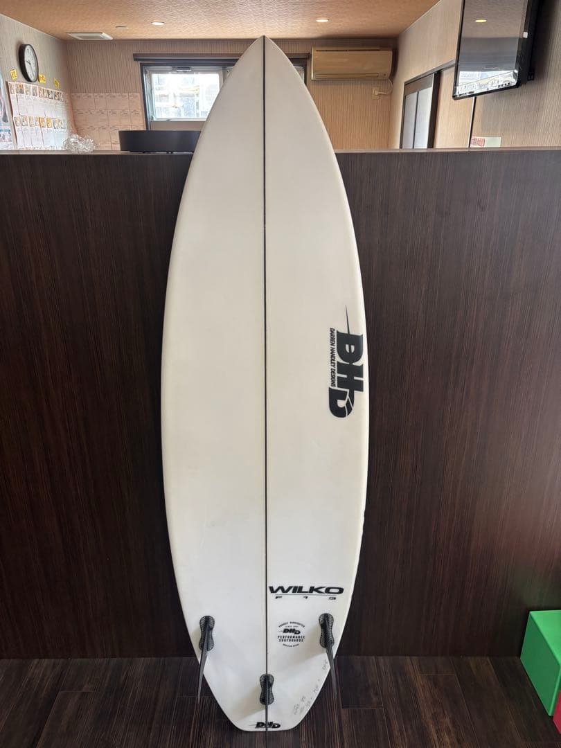 DHD5.10 5回使用の美品/フィン/ケース付き/ショートボードサーフボード