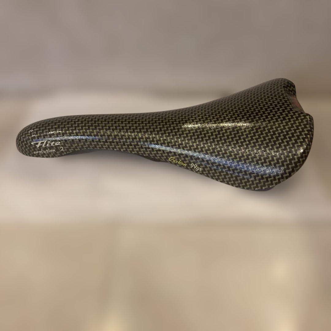 selle ITALIA カーボン　ケブラーサドル