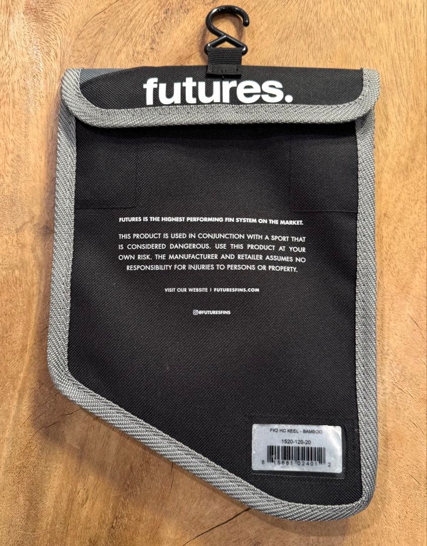 新品未使用futures FK2ツインキール バンブー日本限定フィンケース付き