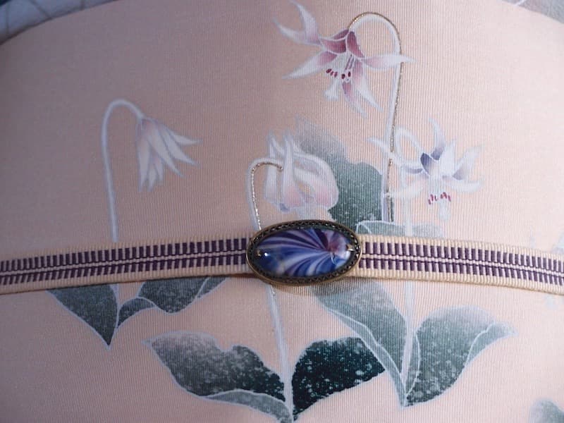 おまとめ専用　塩瀬名古屋帯（カタクリの花）刺繍入　長392 正絹