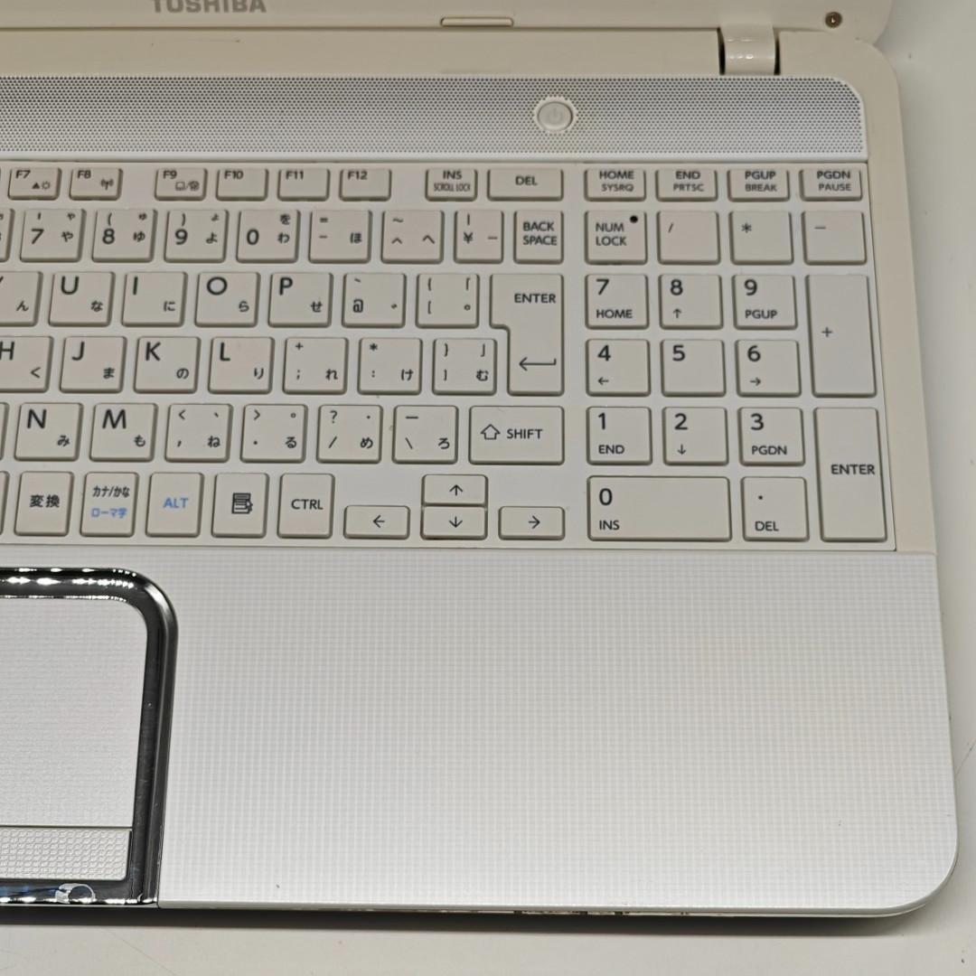 【東芝】T552 高速i7 SSD256GB 16GB ホワイト ノートPC