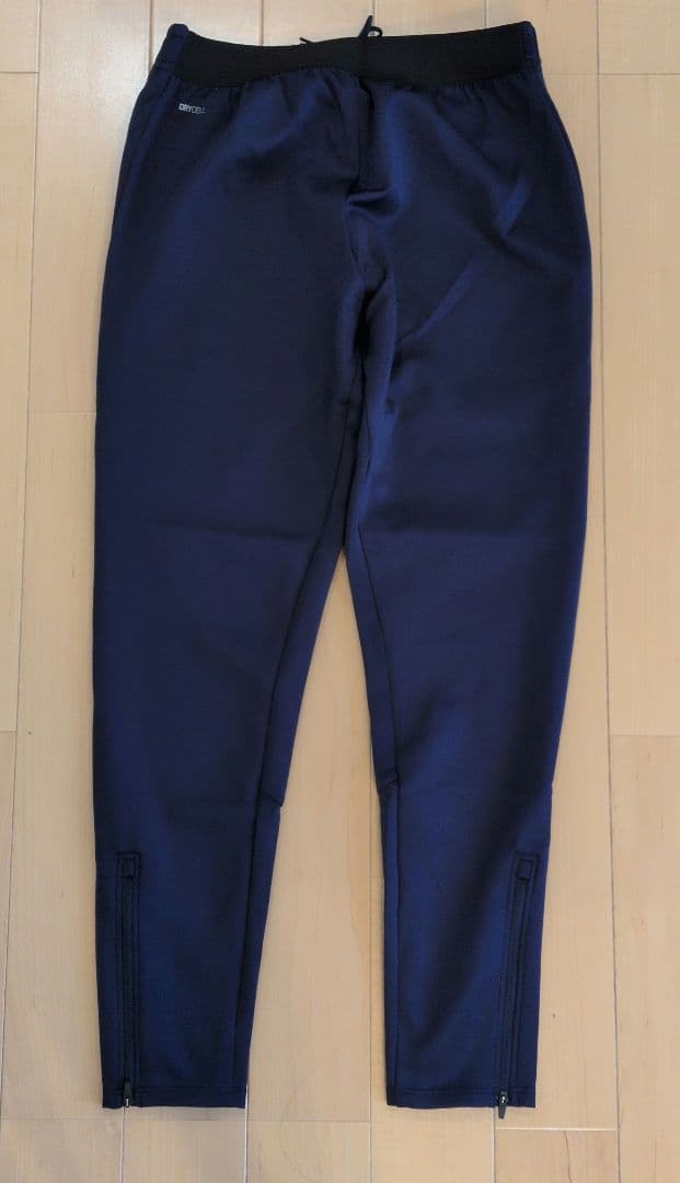 新品　サイズМ　セットアップ　PUMA DRYCELL ネイビー/ブルー