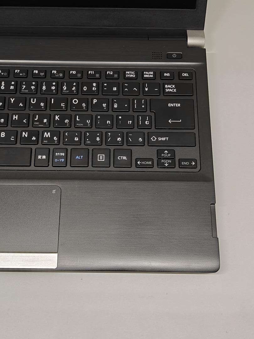 【東芝】爆速 Corei7/新品SSD256GB ノートパソコン 8GB D7