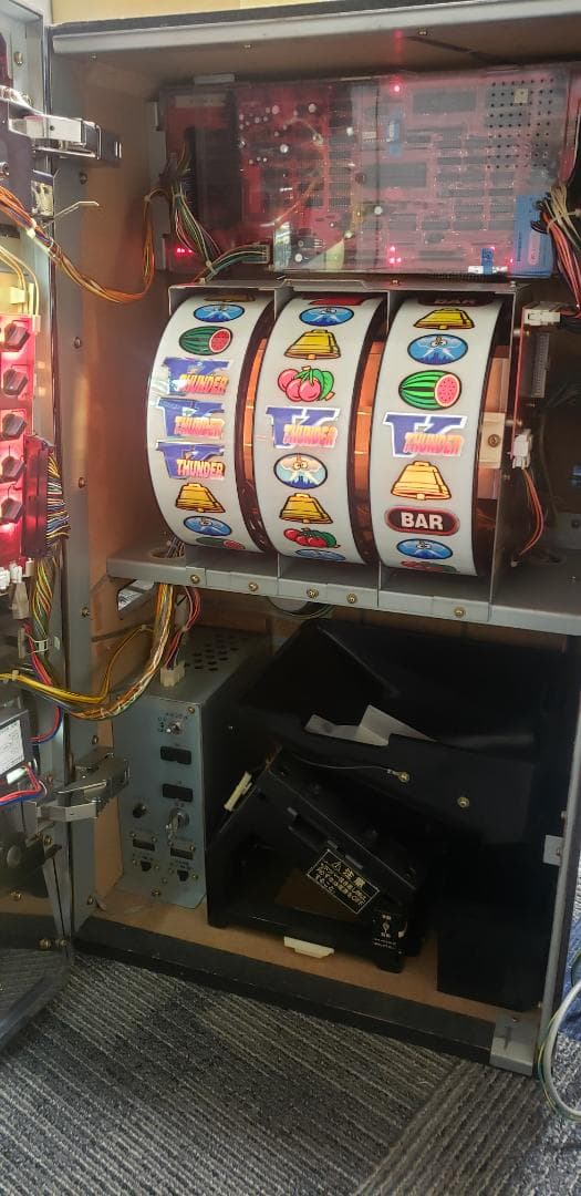 ♪　パチスロ実機　４号機　メーシー　サンダーV　仕様　♪