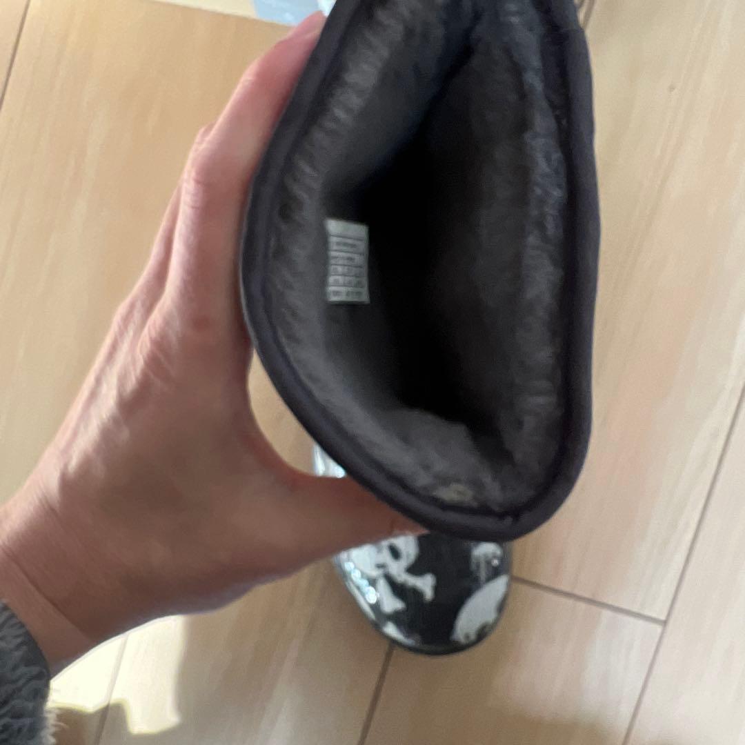 UGG スカルデザイン ムートンブーツ