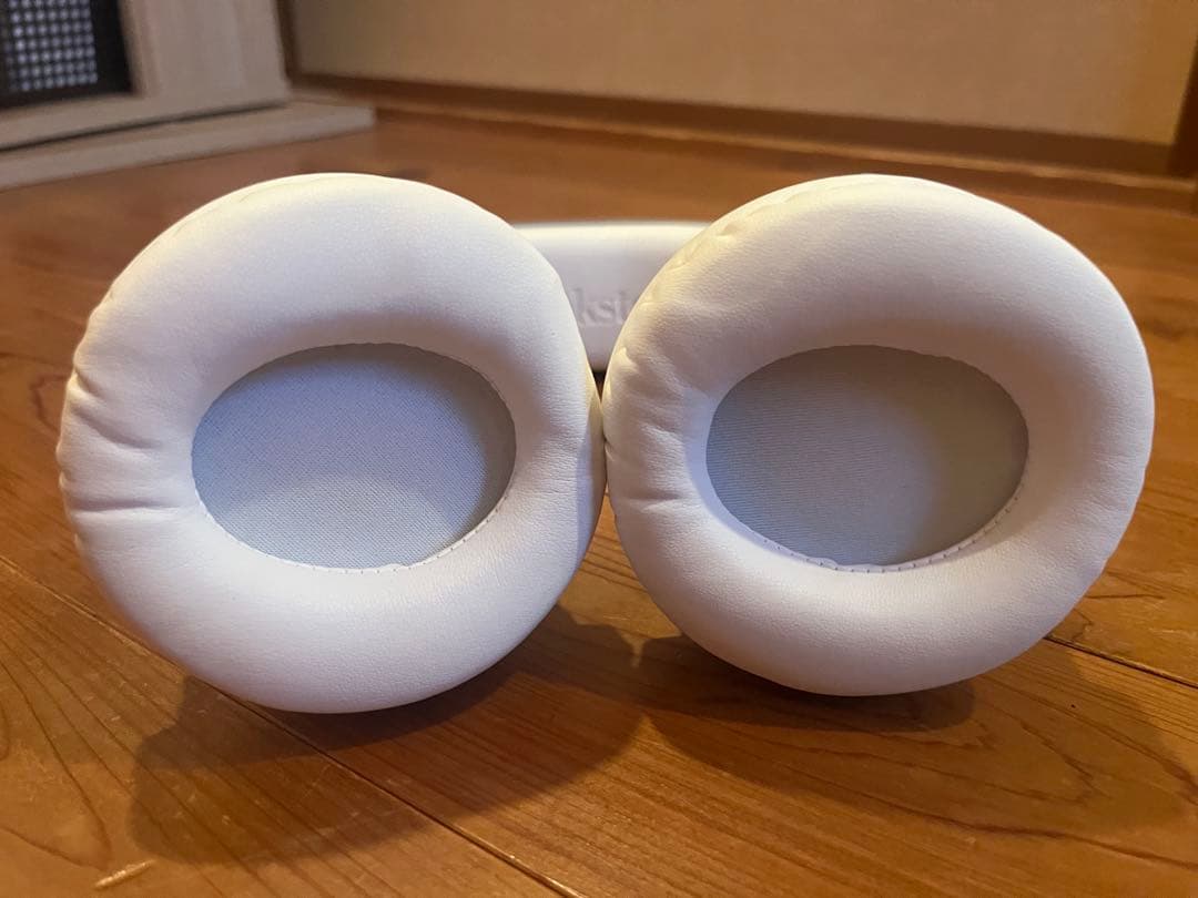 アリアナグランデコラボ限定品brookstone 猫耳ヘッドホン