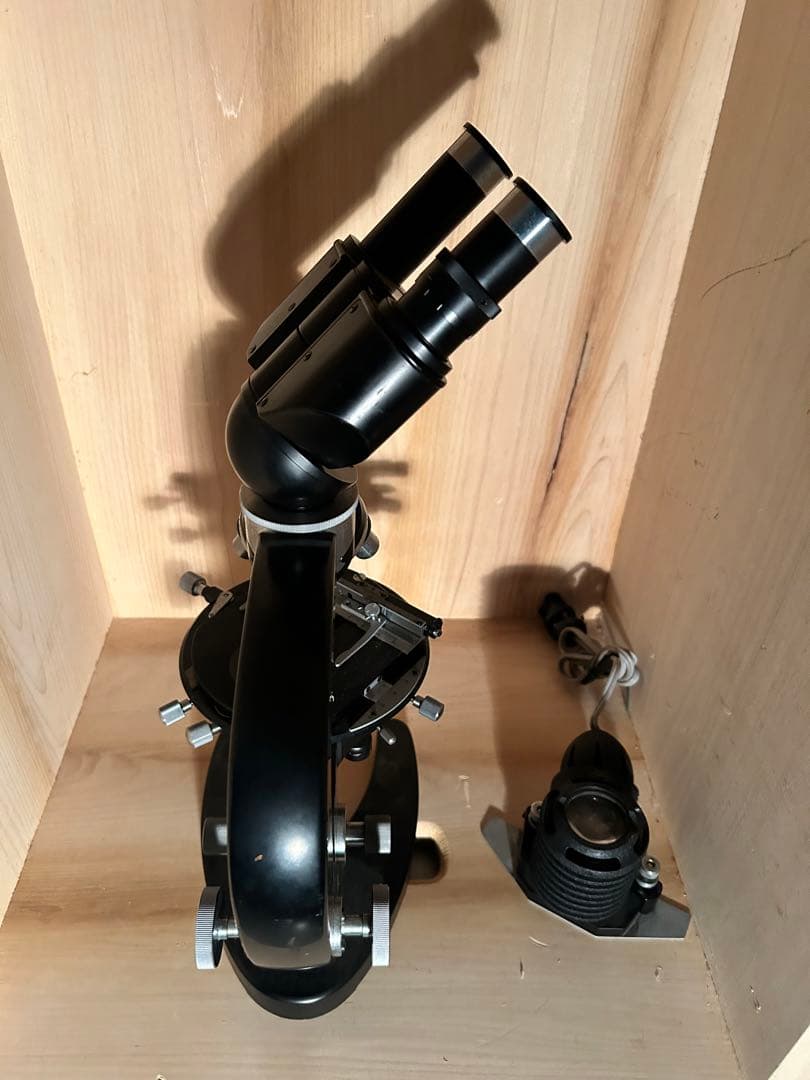 ヴィンテージ顕微鏡