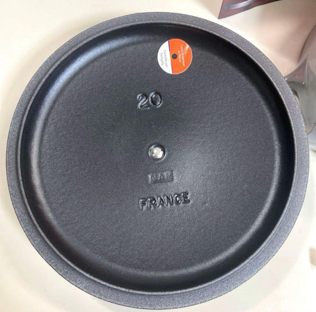 【未使用】 LE CREUSETルクルーゼ　ココットロンド鋳鉄鍋20cm