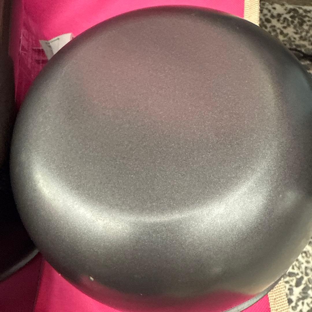 極美品！象印 炊飯器3合圧力IH式極め炊き黒まる厚釜 保温ブラウンNP-RM05