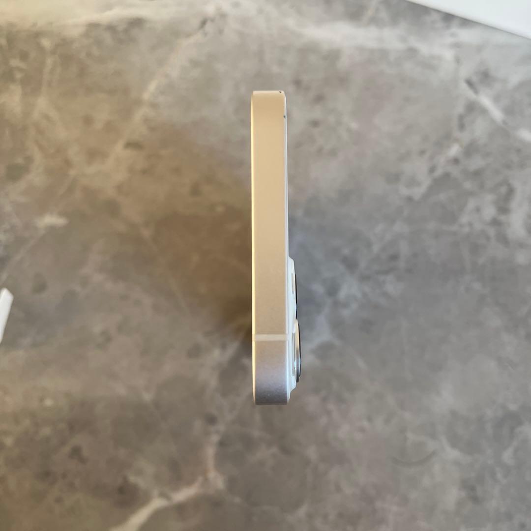 美品 Apple iPhone 13 512GB 本体 スターライト