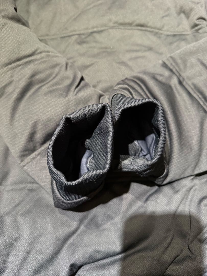 【極美品】キャロウェイ レッドレーベル 2WAY中綿ジャケット 黒　袖着脱可