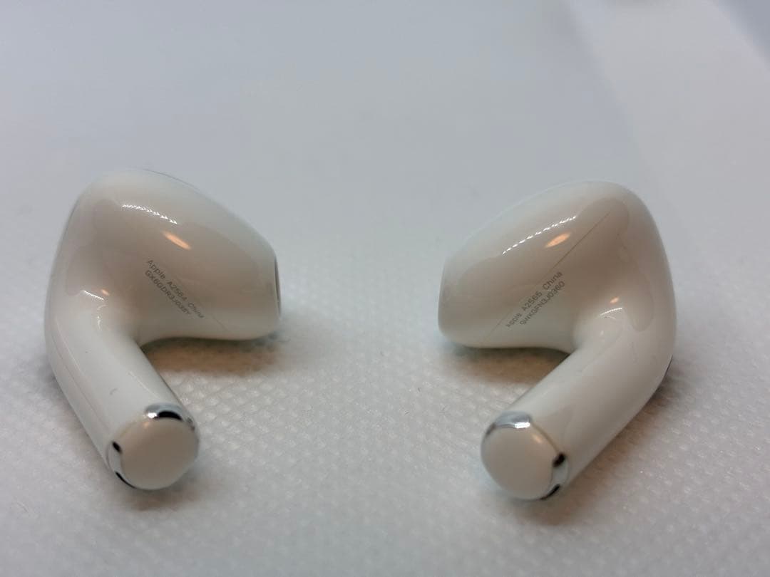 AirPods 第3世代（Lightning充電ケース付き）　動作品