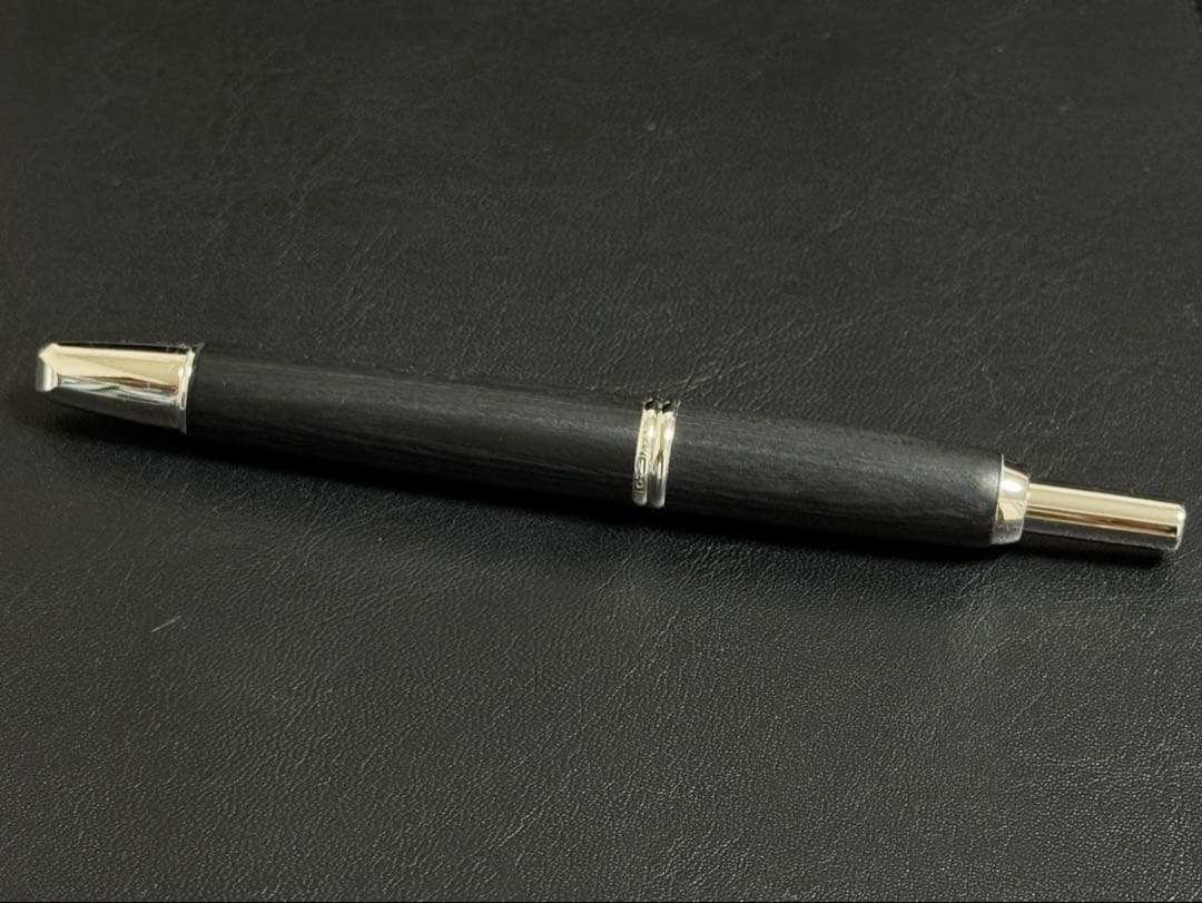 パイロット 万年筆 キャップレス 木軸 ブラック EF(極細字)