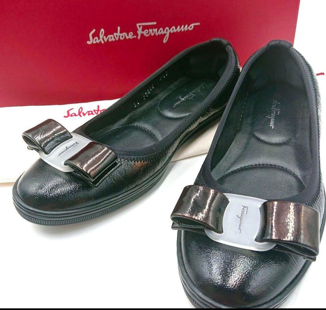 ☆極美品☆フェラガモ バレエシューズ フラット パンプス ヴァラリボン 22cm