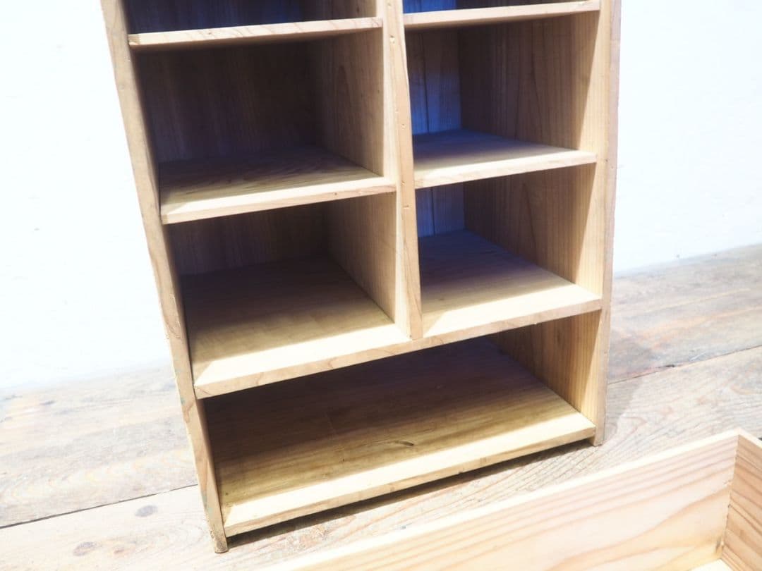 1215 引き出し付き　杉の収納棚　飾り棚　ラック　古家具　レトロ　ビンテージ