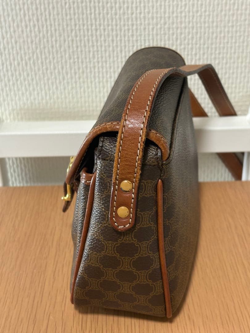 CELINEセリーヌ　マカダムレザーショルダーバッグ