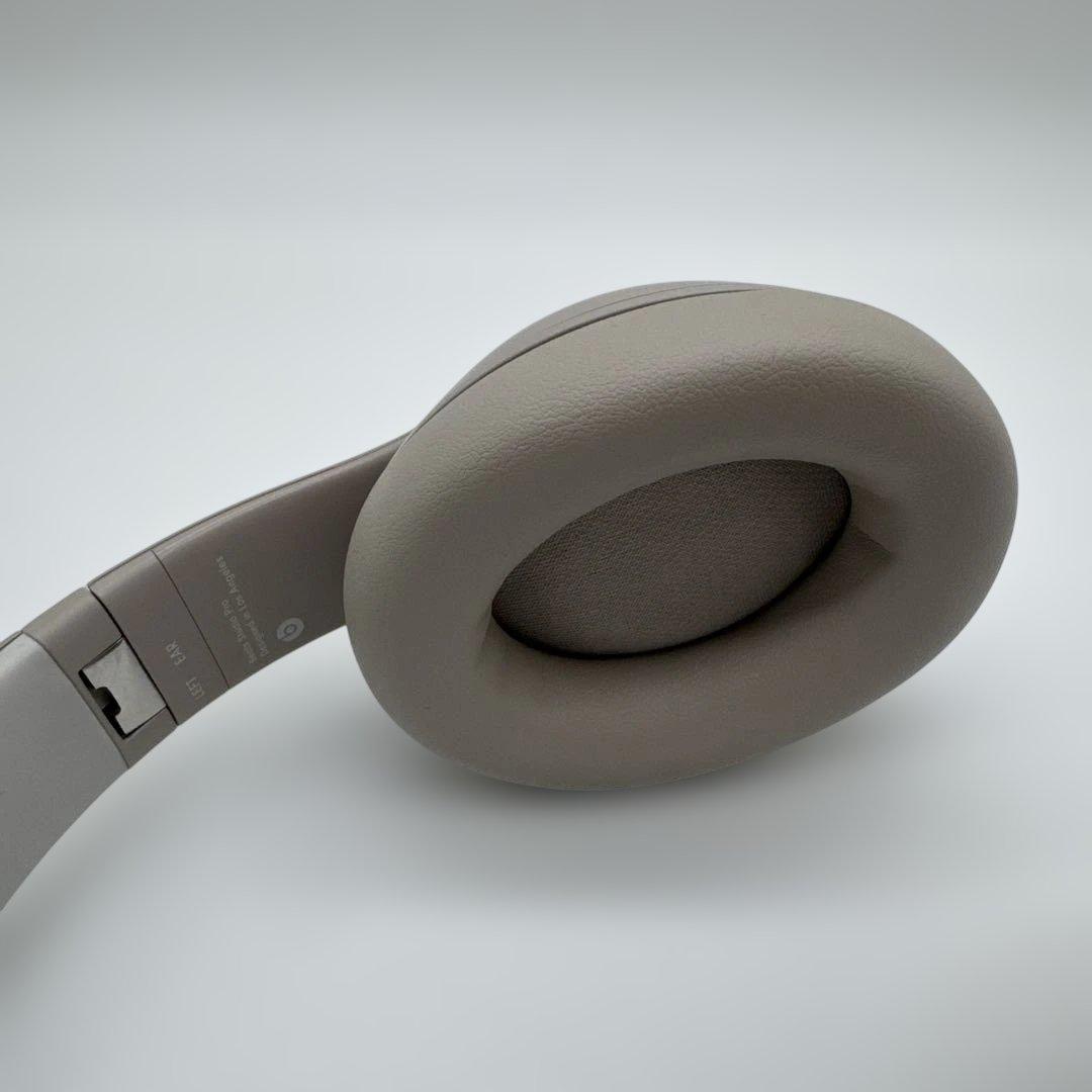 Beats Studio Proワイヤレスヘッドホン サンドストーン 元箱付き