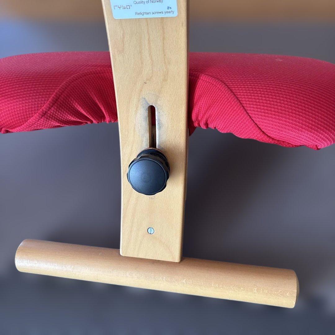 rybo チェア　サカモト　赤カバーつき❶