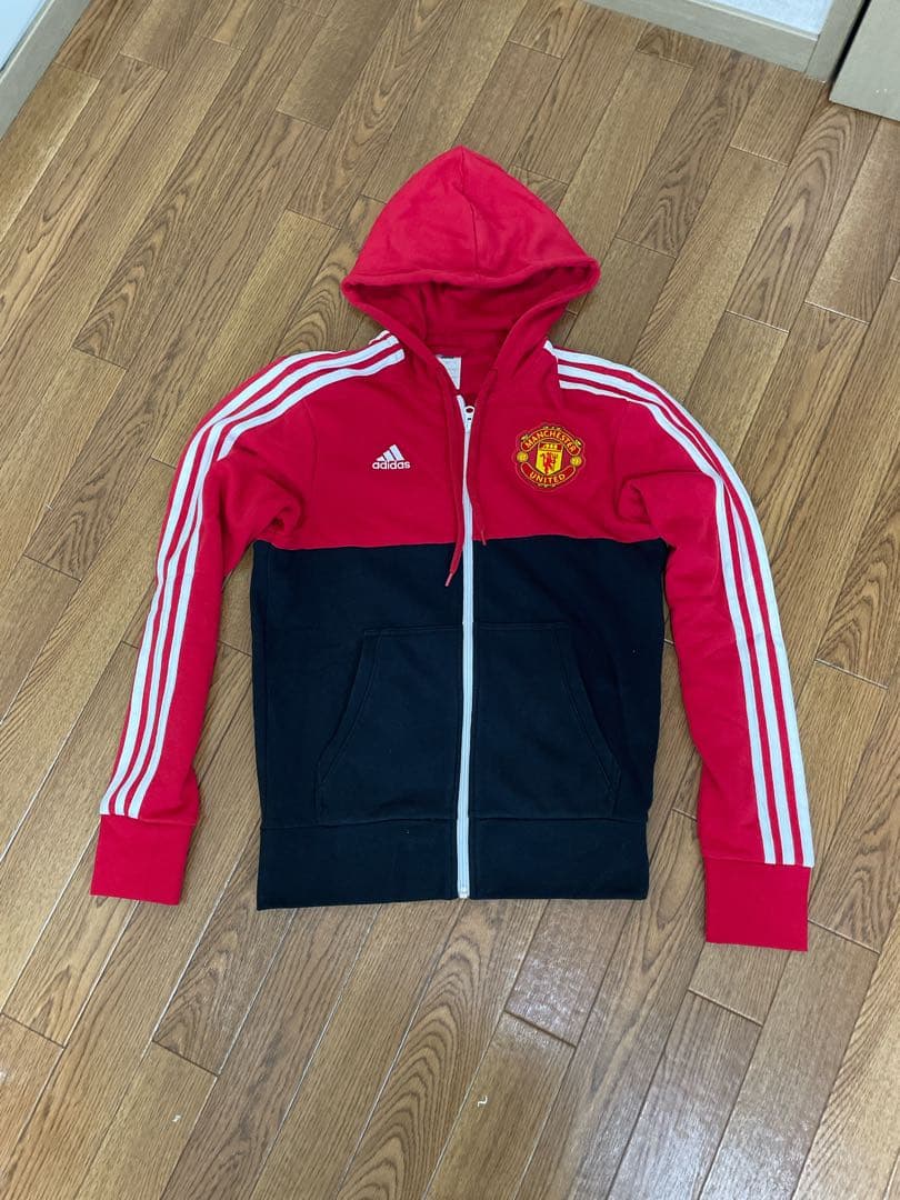 最終値下げadidas マンチェスターユナイテッドジャージ上下身長170cm前後