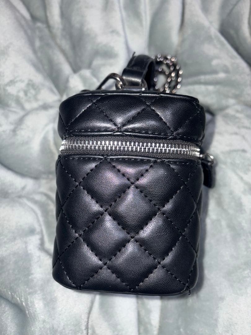 Darich キルティングスクエアミニバッグ シルバーパーツ