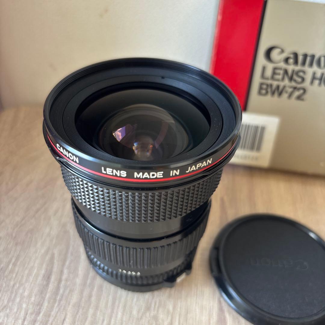 Canon FD 24-35mm f/3.5 ズームレンズ　フードつき