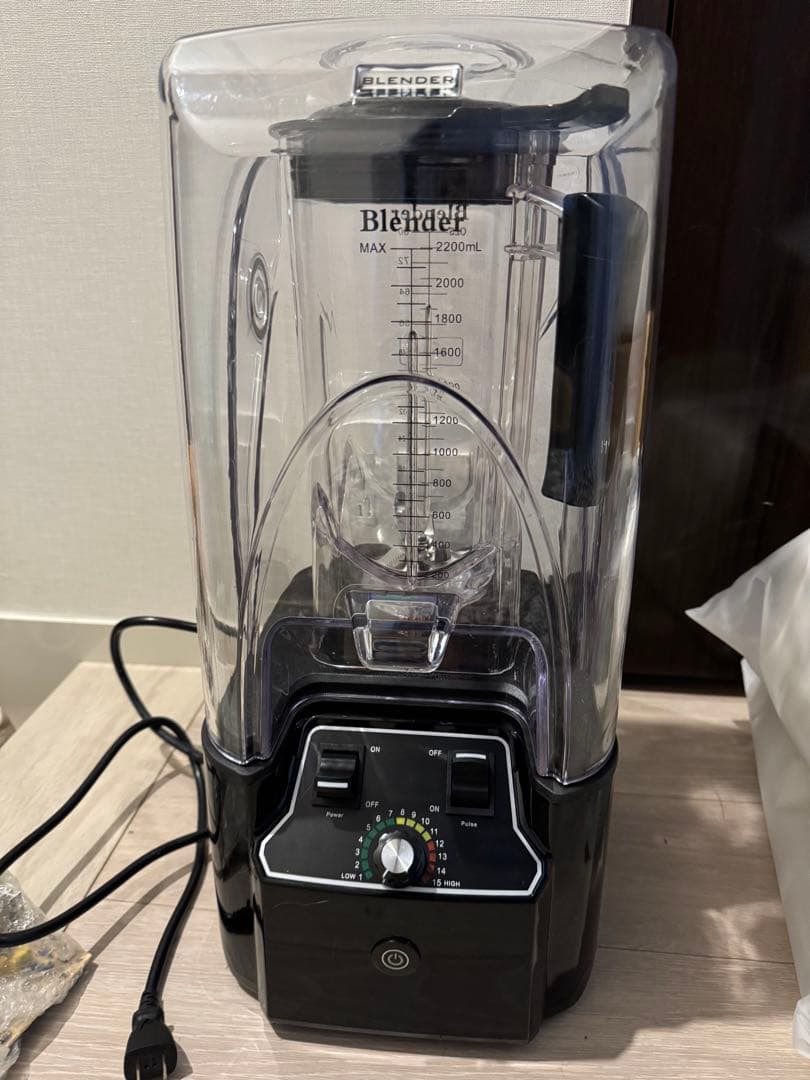 ジャンク品　ミキサー ブレンダー 2.2L 大容量 氷も砕ける 多機能 一台多役