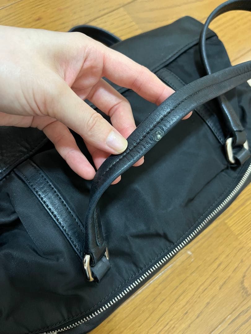 PRADA ブラックナイロンハンドバッグ 保存袋付き