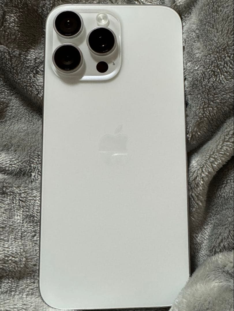 Apple iPhone 16 Pro Max 256GB ホワイトチタニウム