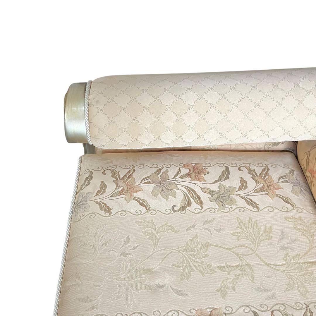 【豪華絢爛】【高級】2人掛けソファ　ファブリック ヨーロッパ　欧風　ラウンジ