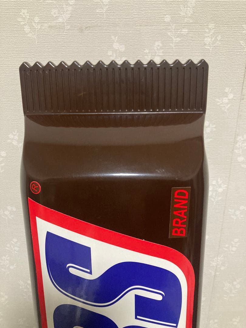 スニッカーズ　ストアディスプレイ　店舗　什器　サイン　看板　アメトイ