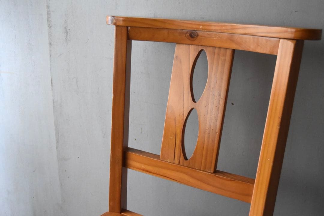 shuca チャーチ調チェア ①