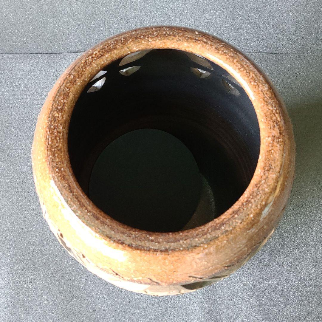 信楽焼傘立て 蝶透かし 高さ４４cm F-440