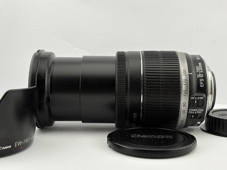 ★美品★キヤノン CANON EF-S 18-200mm F3.5-5.6 IS