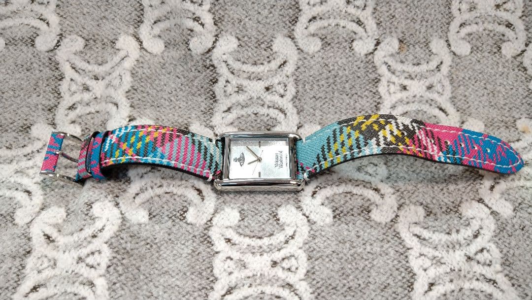 979✡　未使用　Vivienne Westwood 腕時計　ヴィヴィアン
