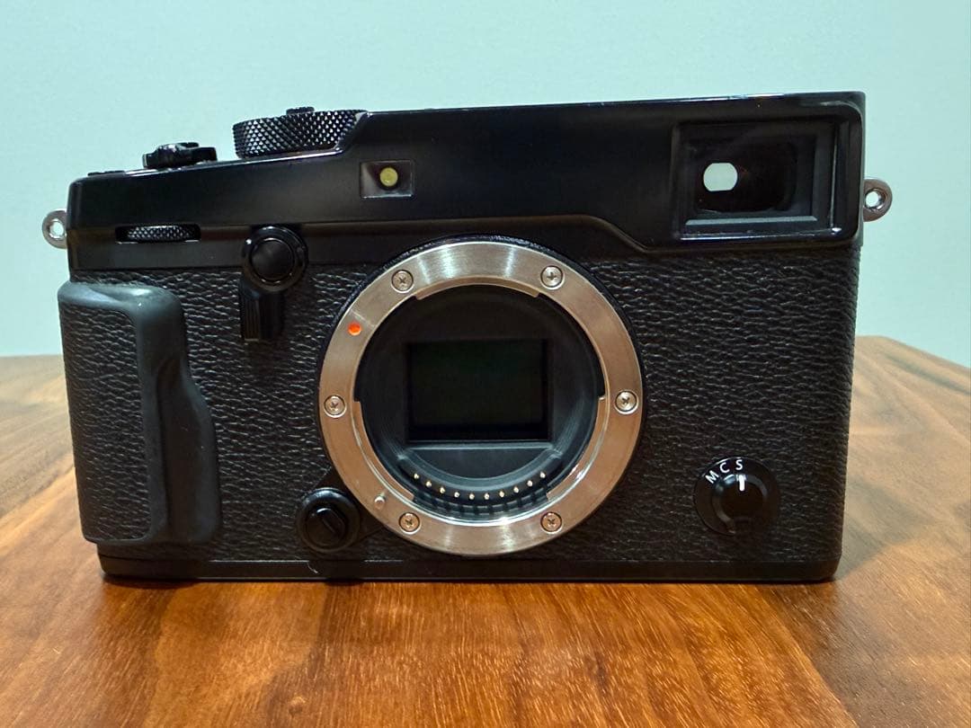 カ*ル様 ショット数わずか　Fujifilm X-Pro2 ボディ ブラック