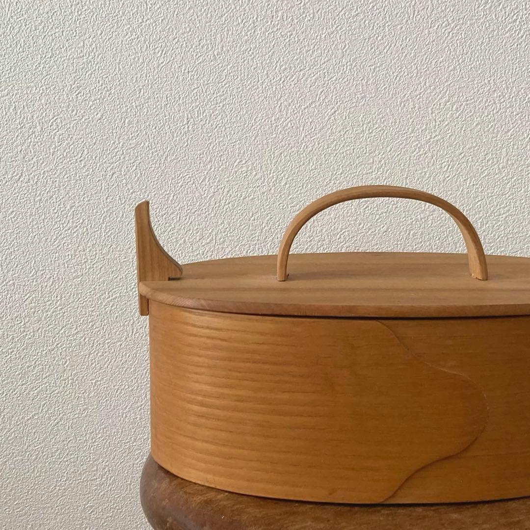 北欧アンティークSvepask(スヴェープアスク) スウェーデン仕掛け木箱