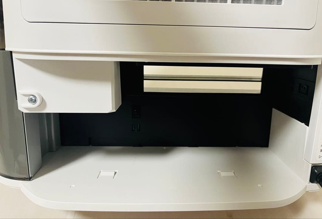 ★シャープ　加湿 セラミックファンヒーター【HX-RK12-W】 22年製