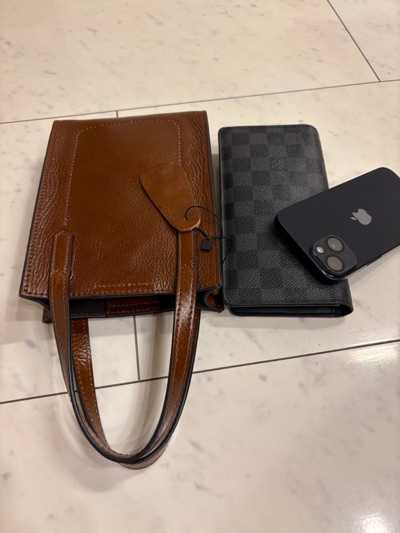 ブラウンレザー コンパクトバッグ