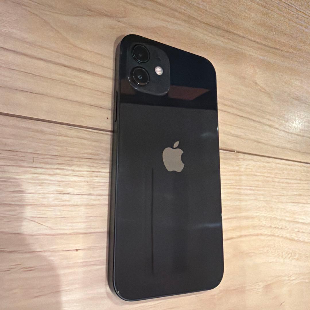 iPhone 12 64GB Black simフリー