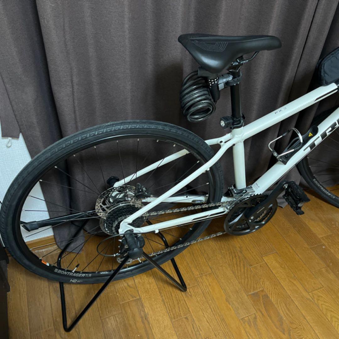 高田　Trek クロスバイク FX3Disk Sサイズ（美品）