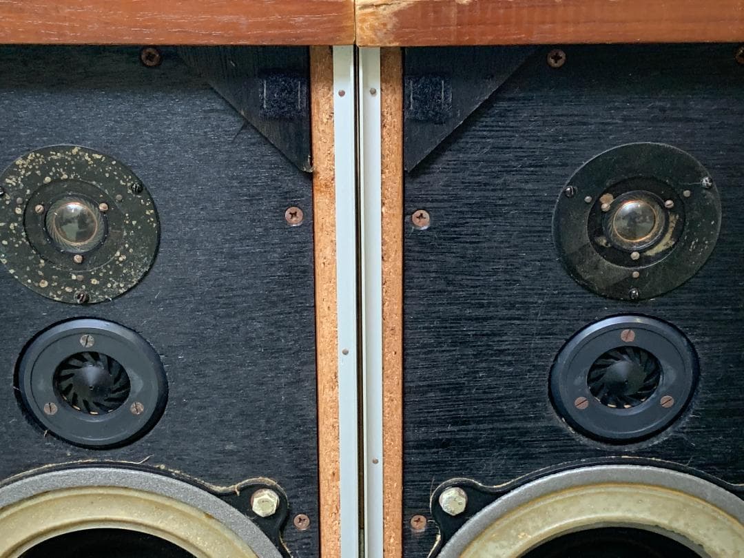 M8125 B&W Bowers&Wilkins DM4 スピーカーペア