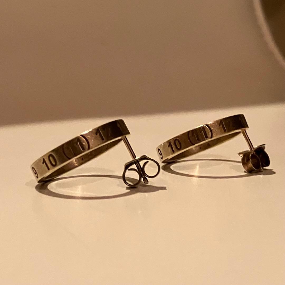 マルジェラ ナンバーピアス 両耳