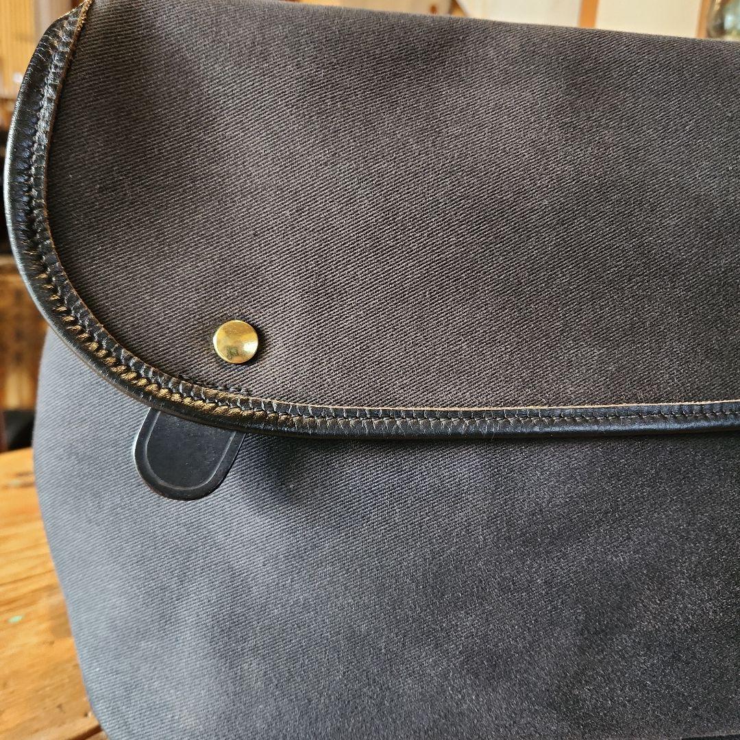 Ｂｒａｄｙ ショルダーバッグ メンズ レディース