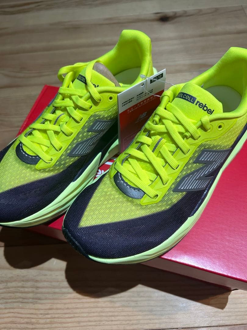 新品未使用品　New Balance WFCX3PE D ランニングシューズ