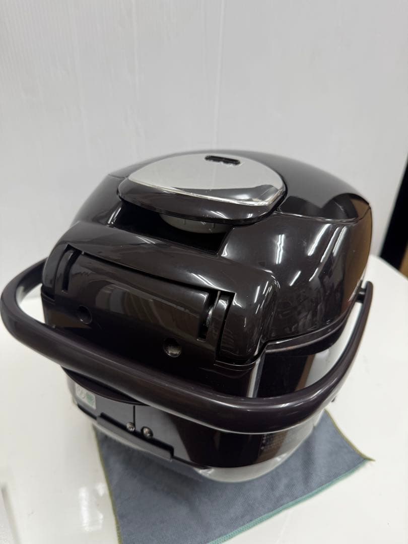 ZOJIRUSHI NP-ZF18 圧力IH炊飯ジャー